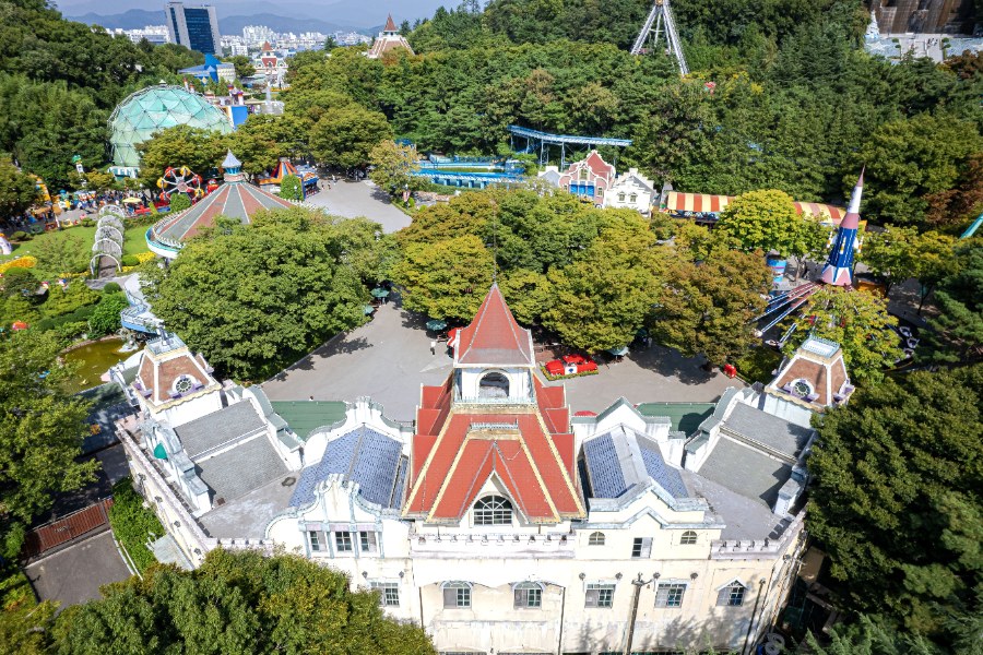 하늘에서 내려다본 이월드 전경