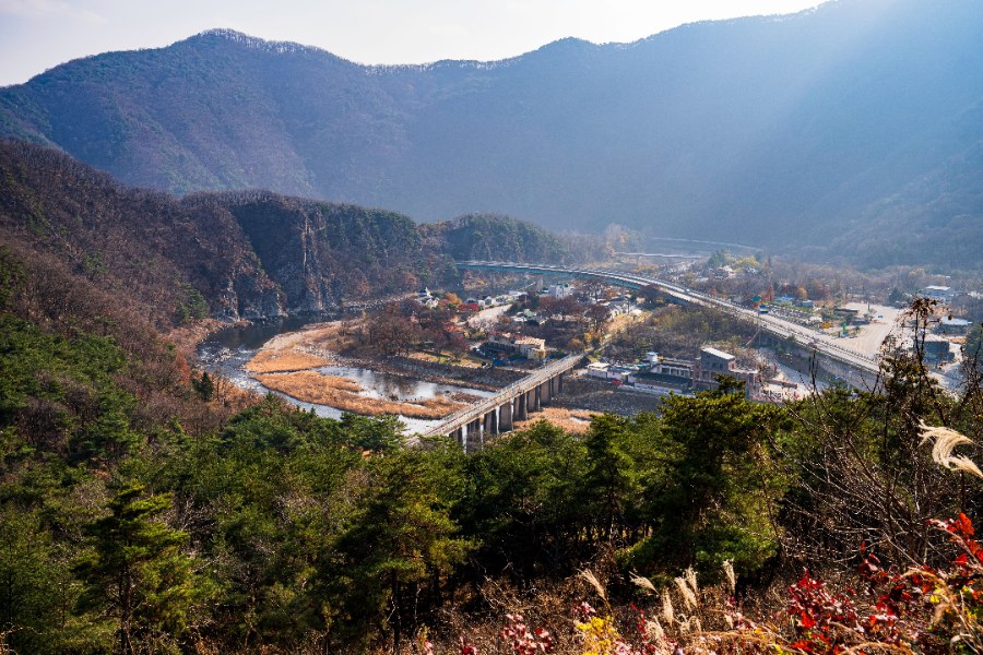 하늘에서 본 진남교반